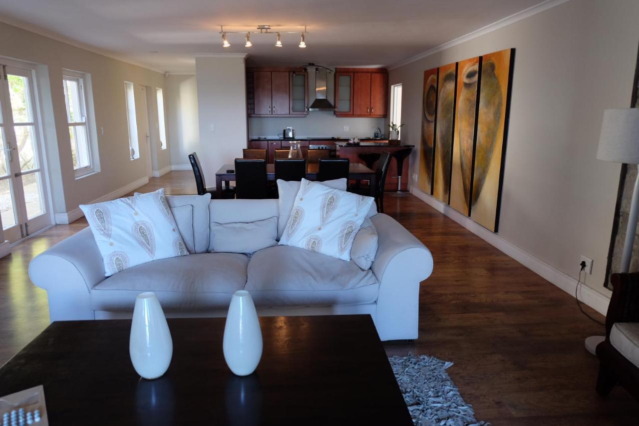 11 Westcliff Rentals Hermanus Eksteriør bilde